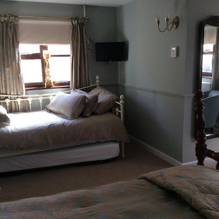 The Swan Motel, Gillingham Beccles Eksteriør billede